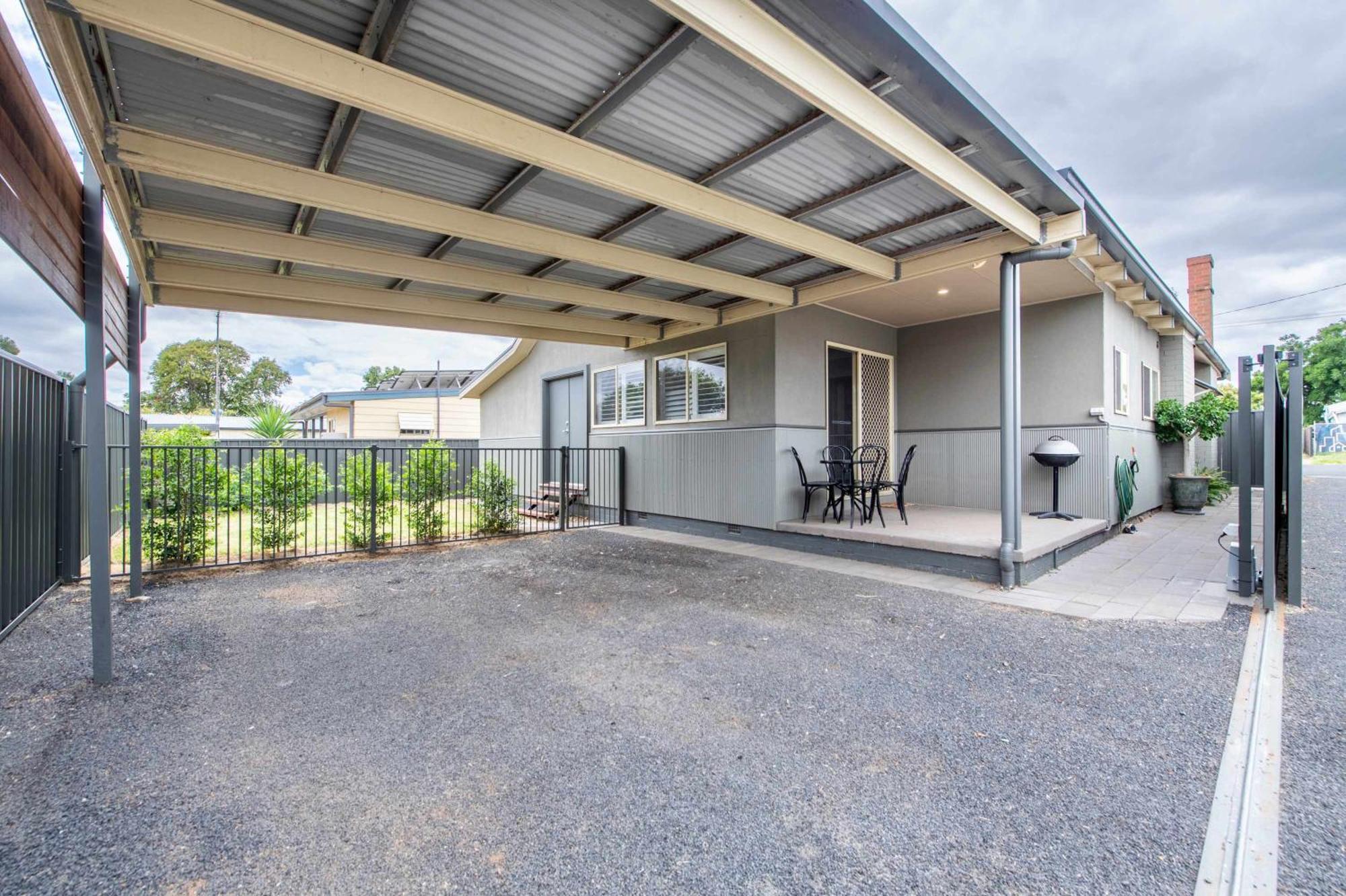 South Dubbo Hideaway - Pet Friendly Exterior foto